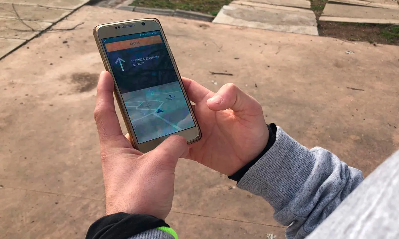 Un telèfon mòbil mostra l'aplicació
