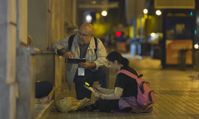 Dues persones en el recompte de persones sense llar de Barcelona