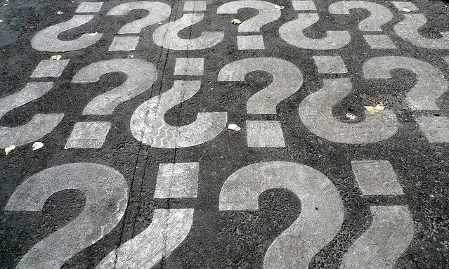 Fotografia d'uns interrogants. 