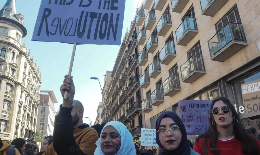 Manifestació Dia de la Dona als carrers de Barcelona