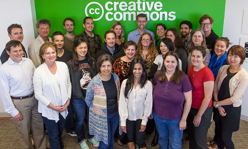 Fotografia dels membres directius de Creative Commons. Imatge de David Kindler. Llicència d'ús CC BY 2.0