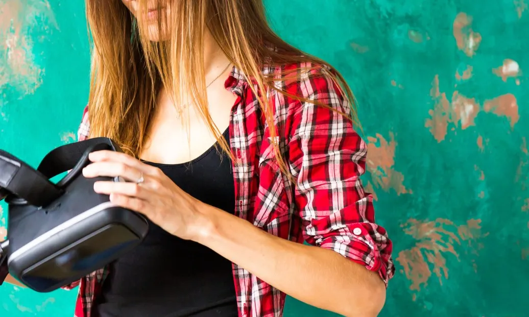 La realitat virtual permetrà al jovent posar-se en la pell de les persones que pateixen microviolències.