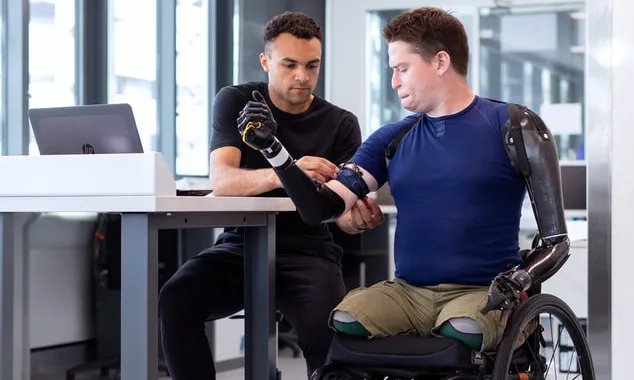 L’entitat també assessora a les empreses davant el compliment de la Llei General de Discapacitat. Font: Unsplash.