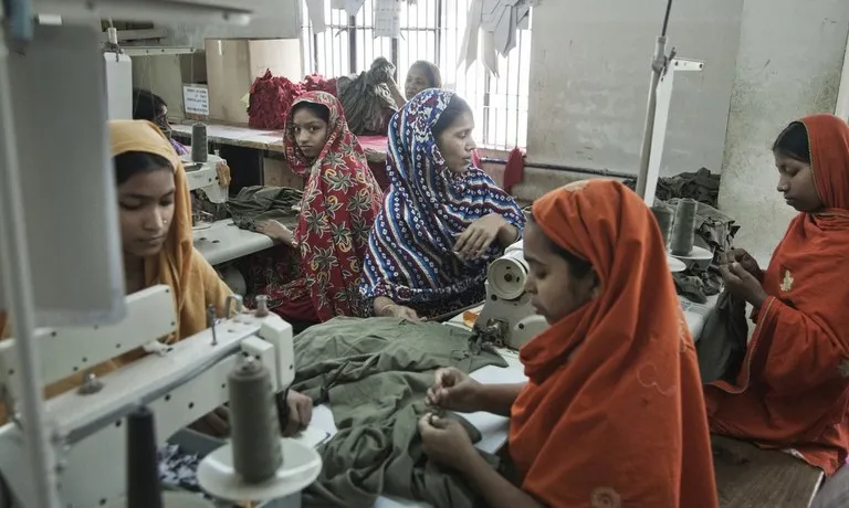  Milions de treballadores no han rebut el seu salari complet o han perdut els seus treballs sense rebre compensació.