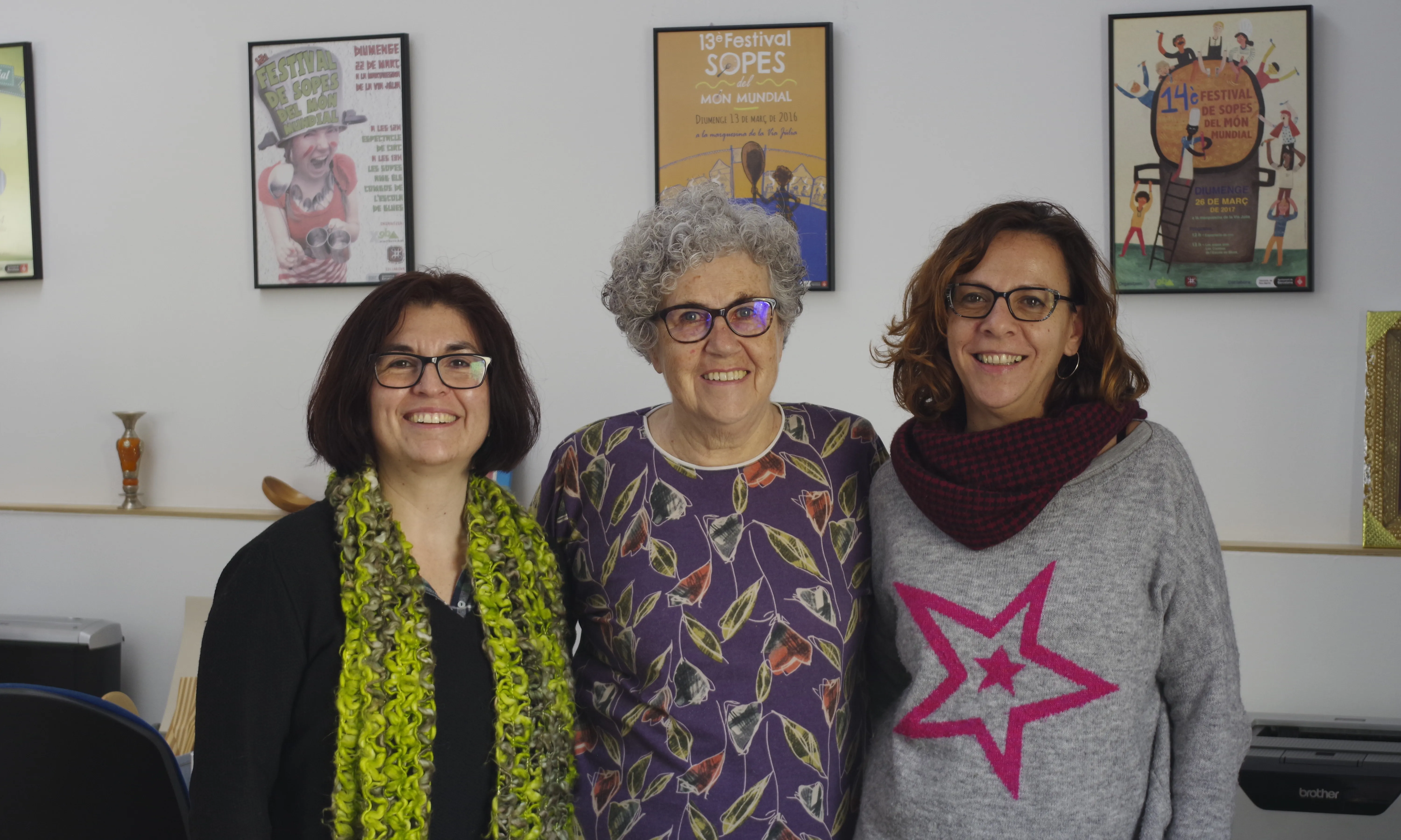 La Ro Cuevas, la Carmina Álvarez i la Lourdes Ponce conformen l'equip coordinador de 9 Barris Acull.