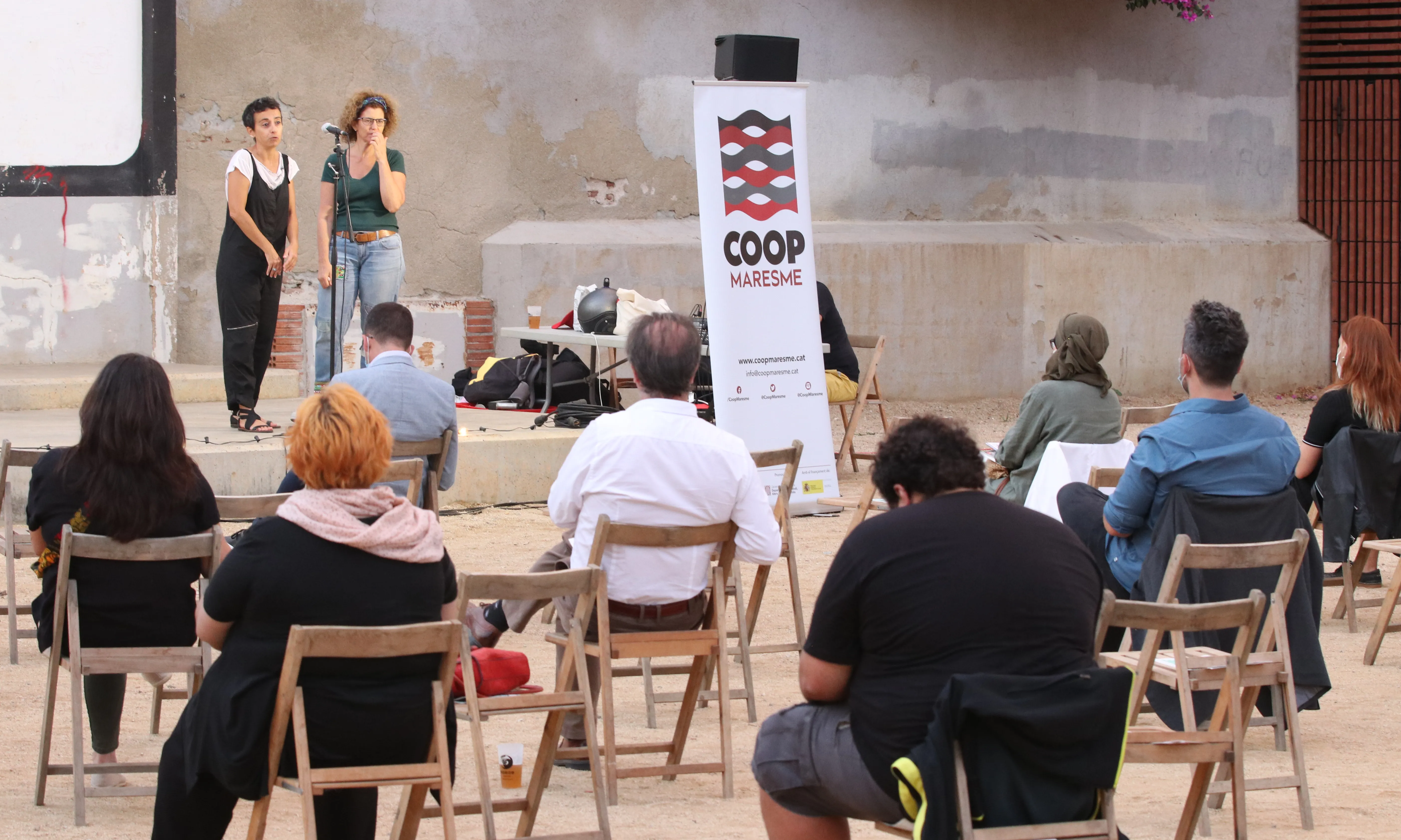 La Nit del Cooperativisme al Maresme va tenir lloc el 30 de setembre al Pati del Cafè Nou de Mataró