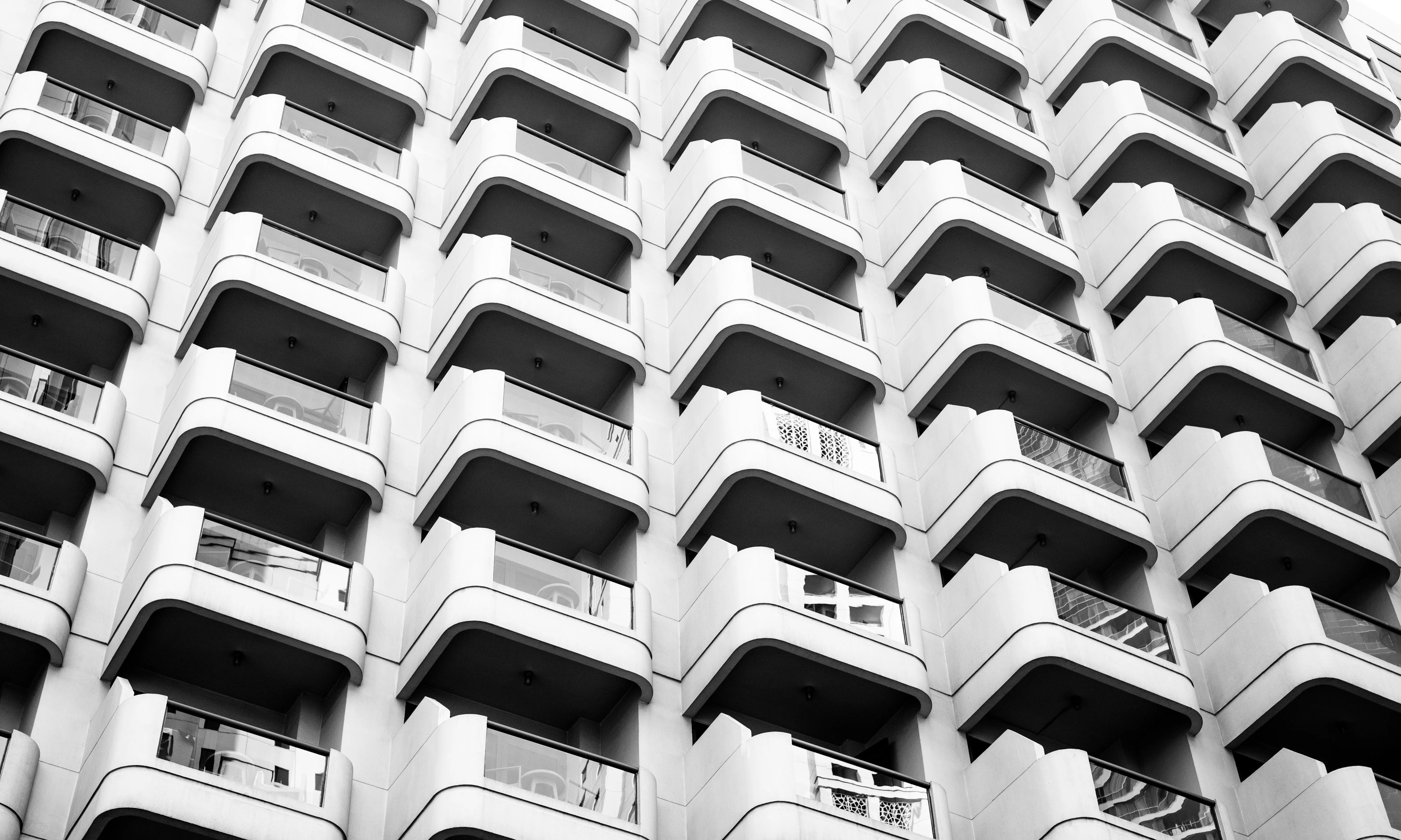 Una 'zona tensionada' és aquella en la qual el cost del lloguer supera el 30% dels ingressos de la persona arrendatària.