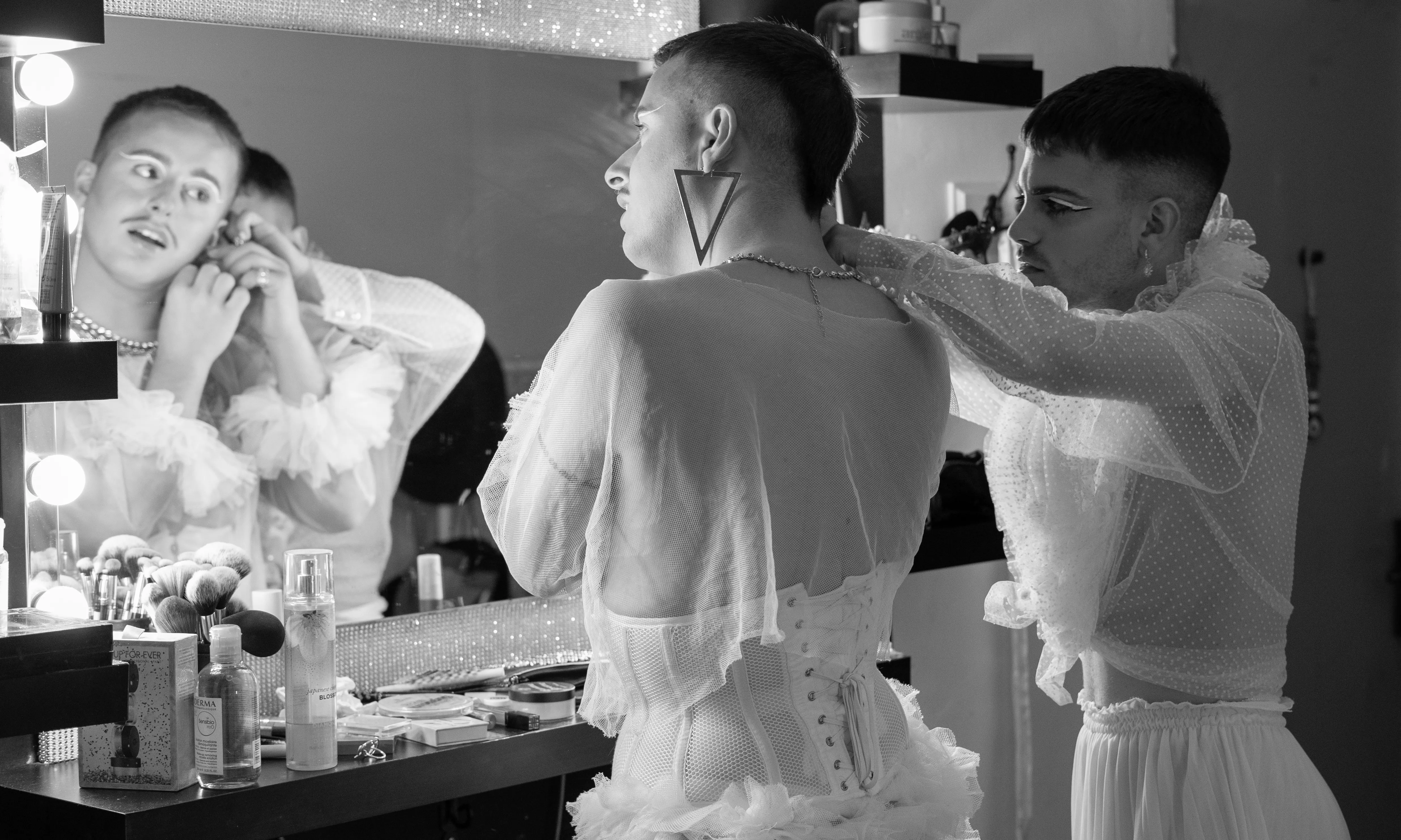Flamenco Queer ha compartit escenari amb artistes de diferents disciplines com el drag o el voguing. Font: Flamenco Queer.