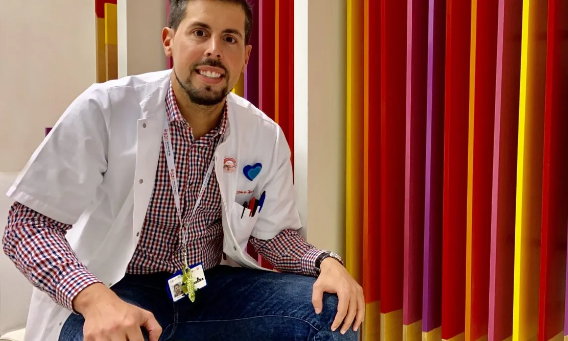 Jordi Mitjà Costa és infermer de la Unitat de Trastorns de la Conducta Alimentària a l'Hospital Sant Joan de Déu.