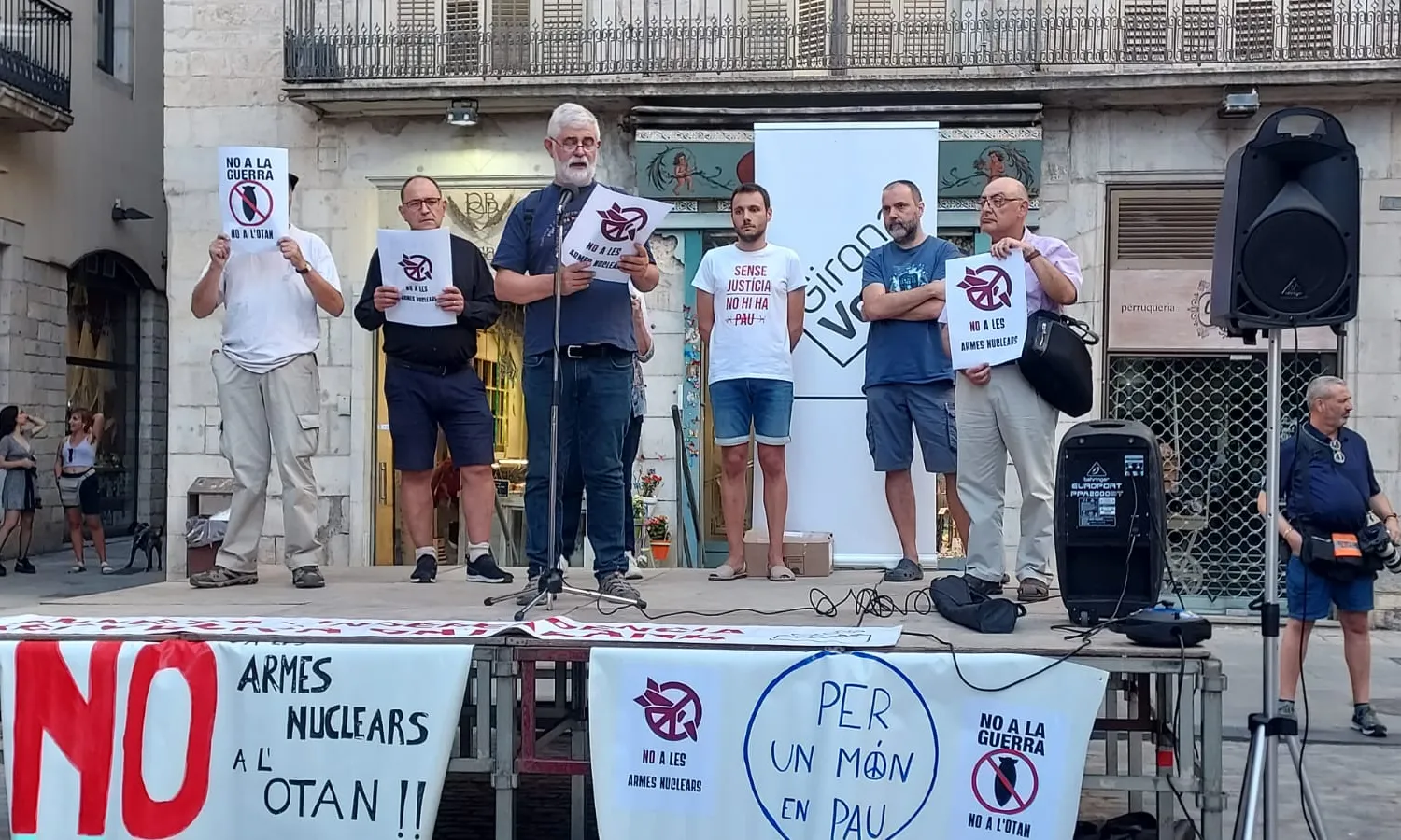 Concentració contra la guerra i contra l'OTAN