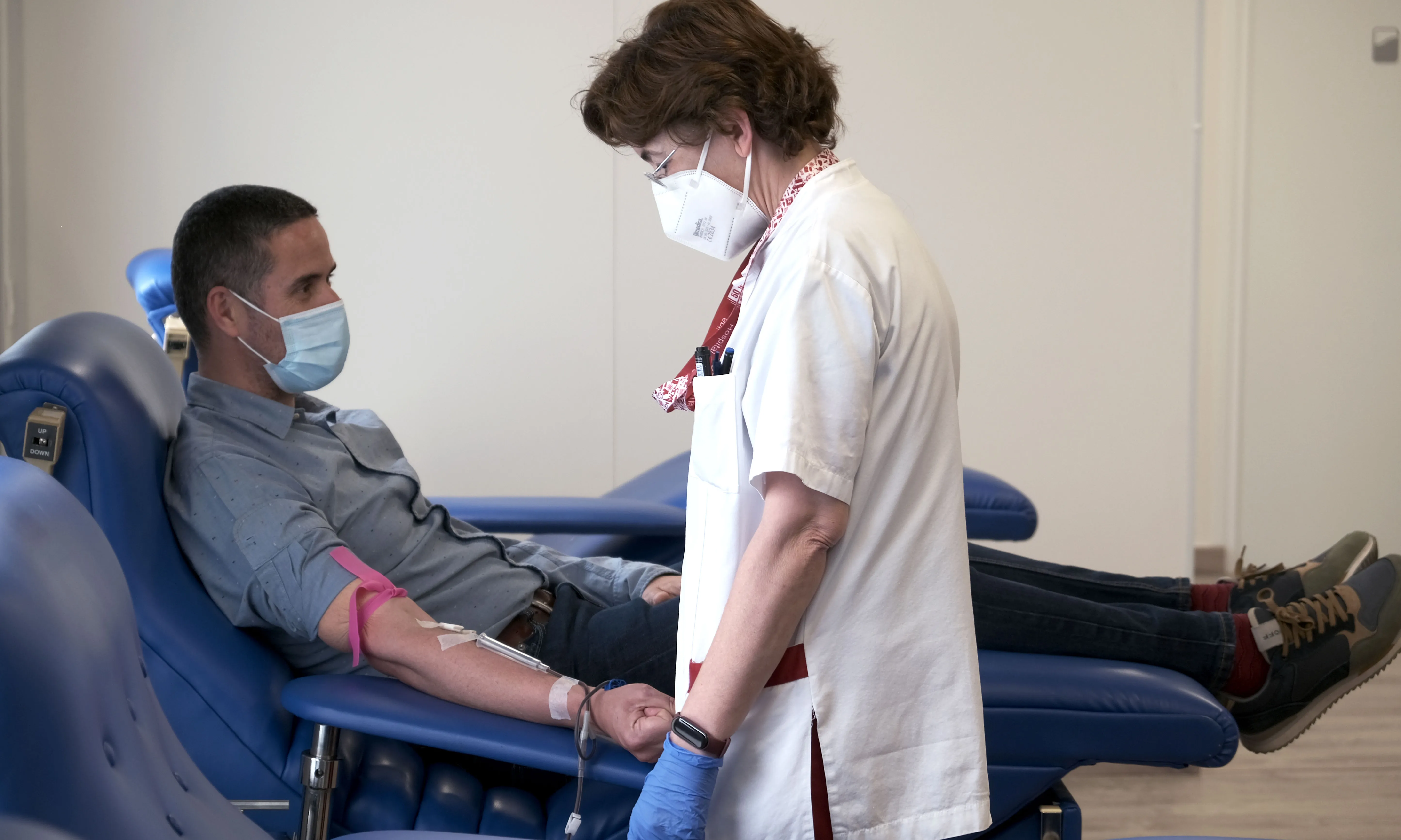 Els punts de donació de sang dels hospitals, com aquest de l'Hospital de Bellvitge, no tancaran durant l'estiu.