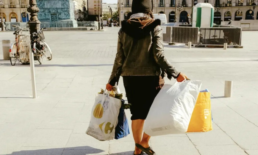 Han engegat #VerdOFals en un període proper al Black Friday i Nadal, èpoques en les quals el consumisme es dispara.