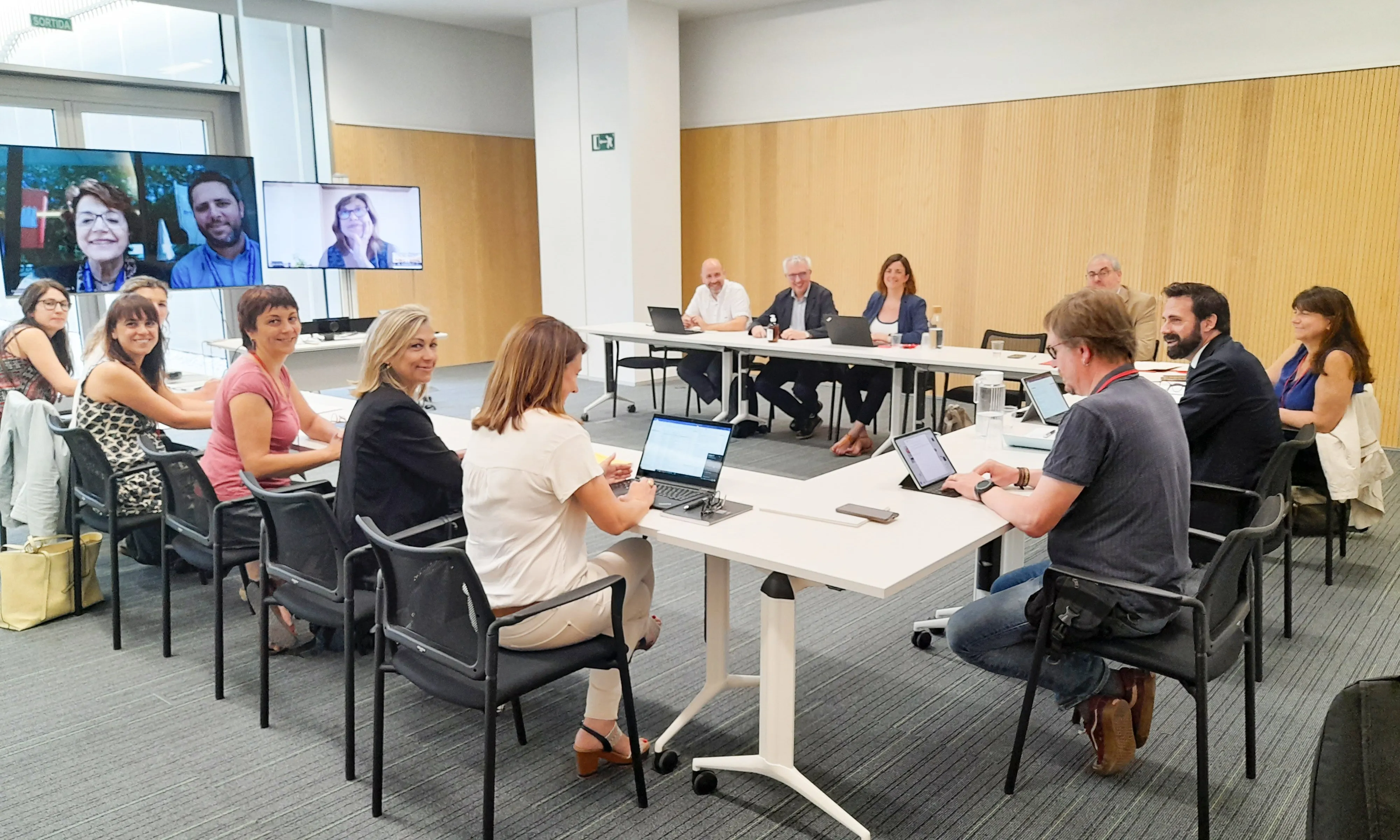 Una de les reunions del grup de treball Generalitat-Taula del Tercer Sector per a la millora del sistema de finançament a través de subvencions de les entitats.