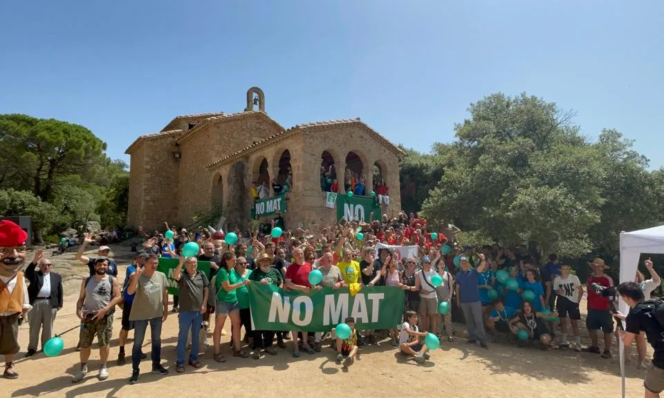La plataforma ciutadana s'ha mobilitzat, durant anys, en oposició al ramal i la subestació de la MAT de la Selva.