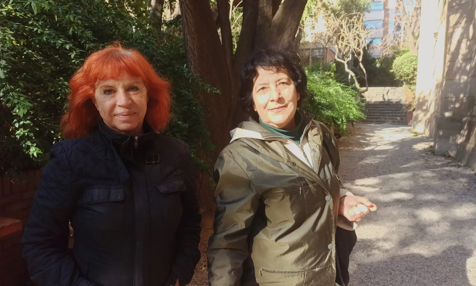 Lola i Cecília, voluntàries de l'Associació Universigats.