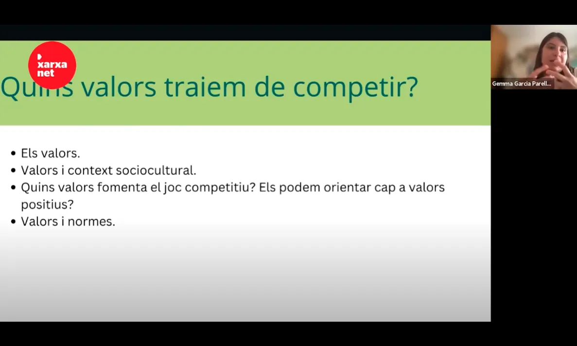 El webinar ha estat impartit per Roger Font, Gemma Garcia i Pere Bolet, equip formador de l’Escola de Formació de Minyons Escoltes i Guies de Catalunya.