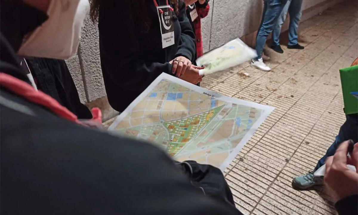 Un dels grups de persones voluntàries del recompte de persones sense llar del 2021 a l'Hospitalet de Llobregat.