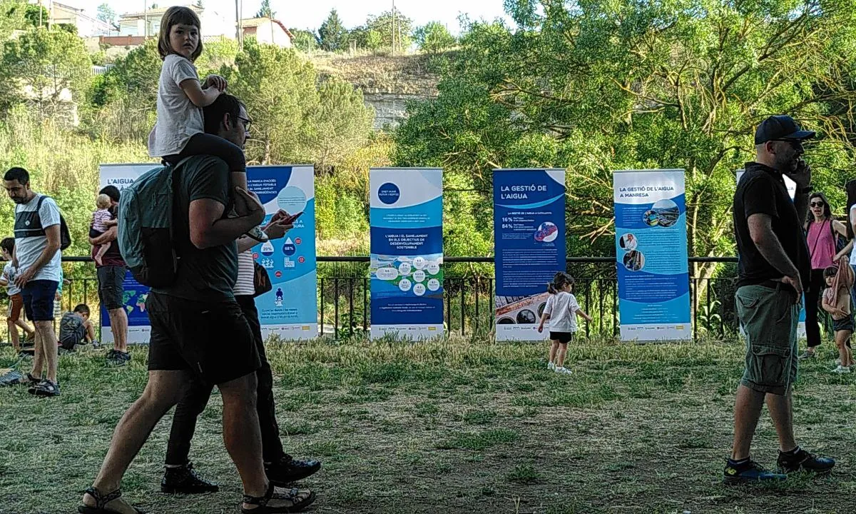 Tot i que està reconegut el dret humà a l’aigua i al sanejament sostenible no es respecta a molts països. 