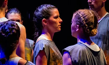 La programació inclou l'espectacle 'Raepte', de l'Esbart Manresà.