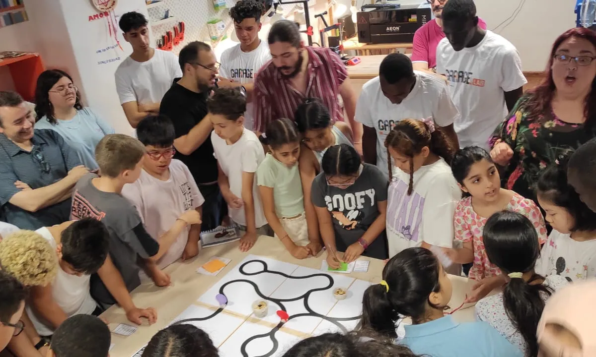 El joc que han creat els joves està enfocat a treballar el benestar d’infants i jovent.