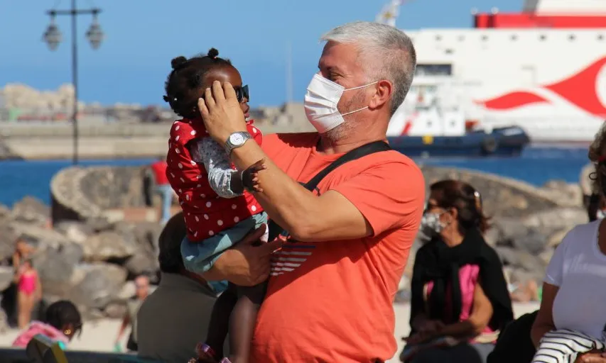 L'entitat denuncia la desprotecció de les menors no acompanyades que arriben a les Canàries.