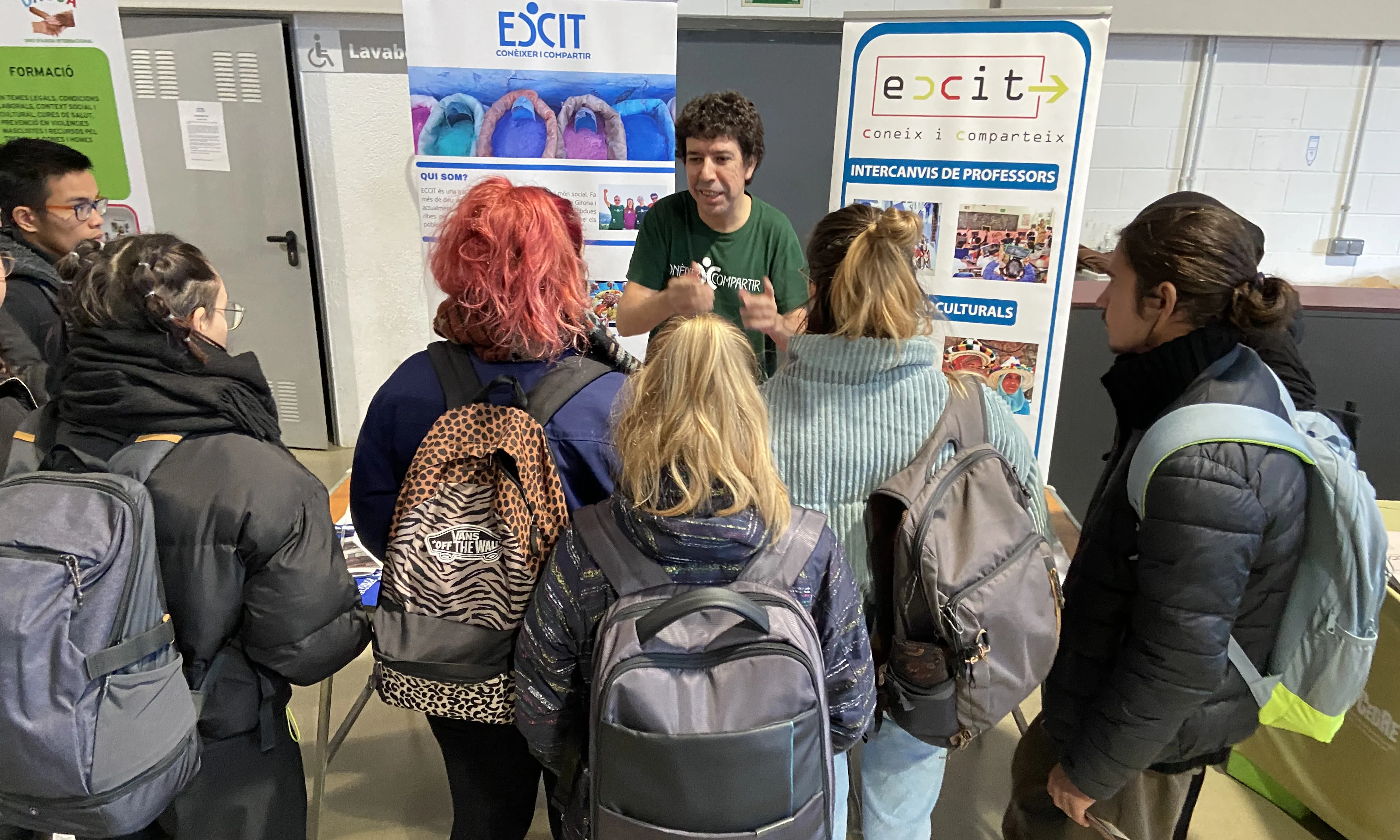 Des d'Eccit, donant informació a la Fira La Solidària