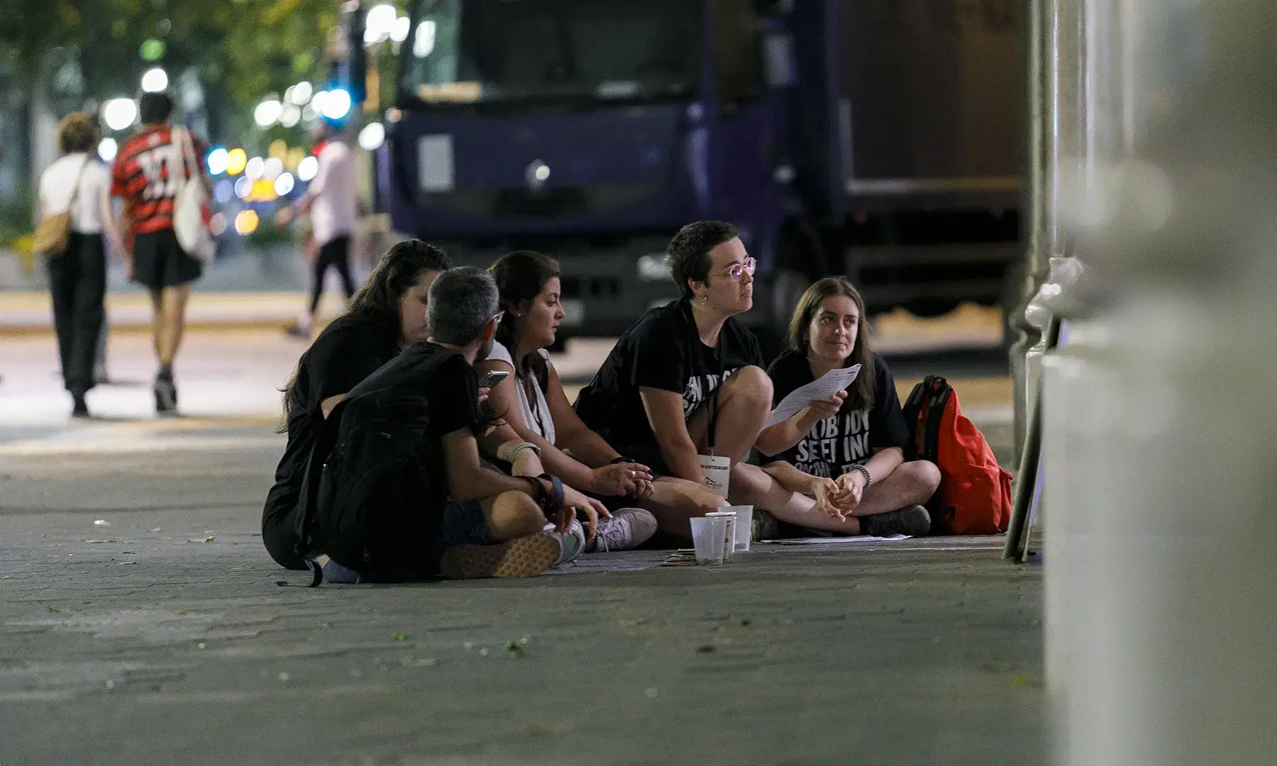 Els recomptes que organitza Arrels Fundació permeten tenir la fotografia de les persones que dormen al carrer una nit concreta a Barcelona.