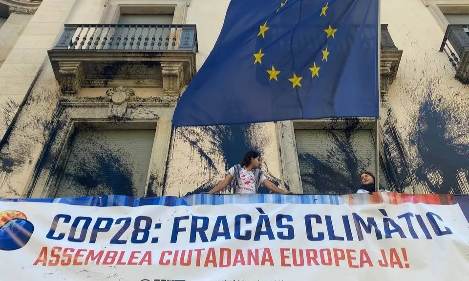 Imatge de l'acció que va dur a terme XR Barcelona el passat 2 de desembre. Imatge de l'acció que va dur a terme XR Barcelona el passat 2 de desembre.