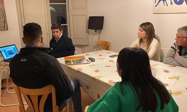 La fundació acull, forma, insereix i acompanya les persones amb discapacitat.