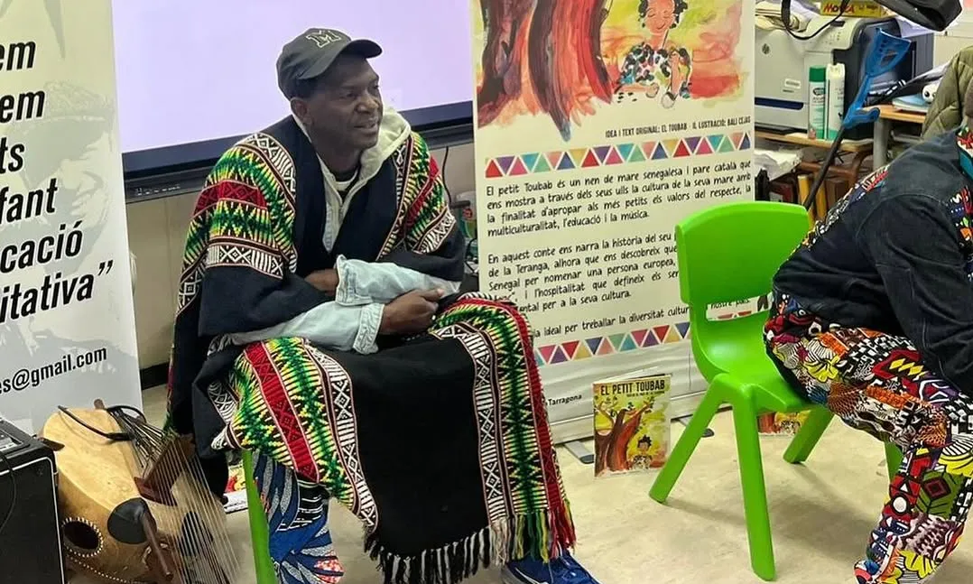 El músic gambià Sam Sussoh ha acompanyat el Jaume Blanch durant el cicle.