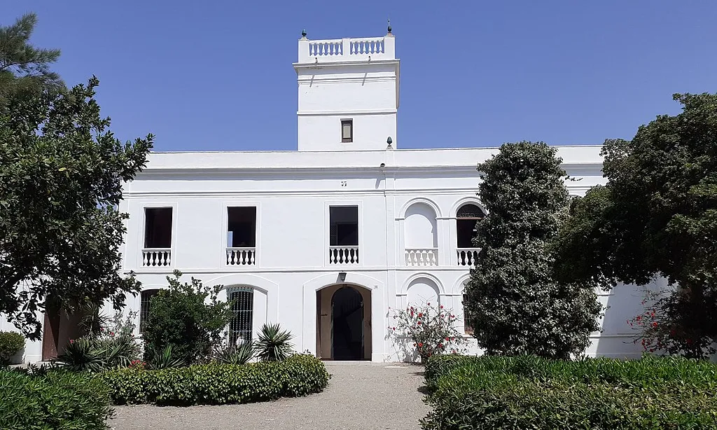 Imatge de l'exterior del Mas Miró