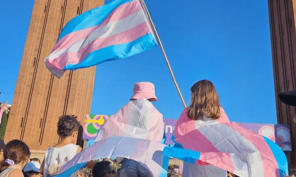 Veus Trans posa a disposició de les famílies i de les escoles tota mena de recursos educatius. Font: Veus Trans