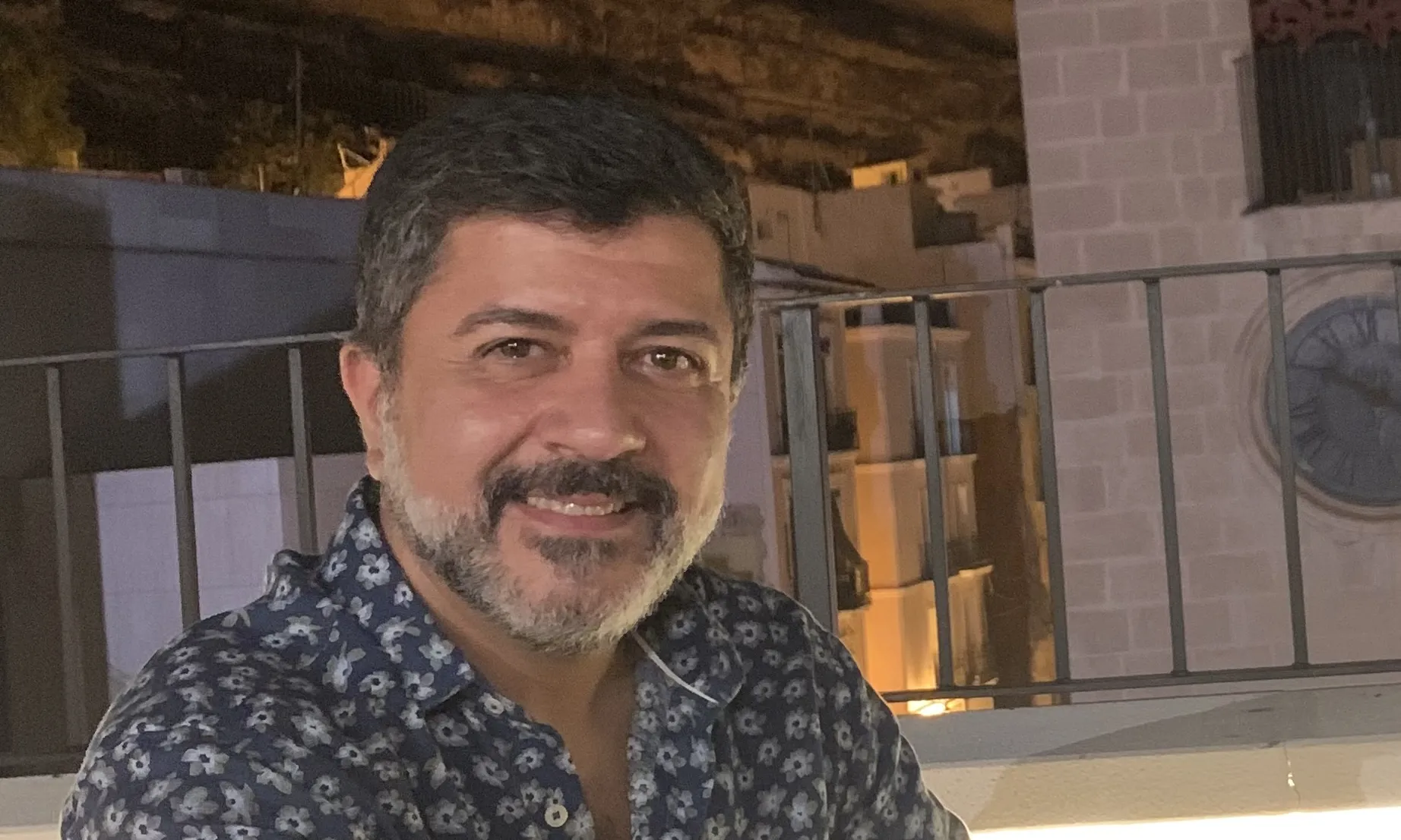Ángel Hurtado és el president del Barcelona Gay Men's Chorus