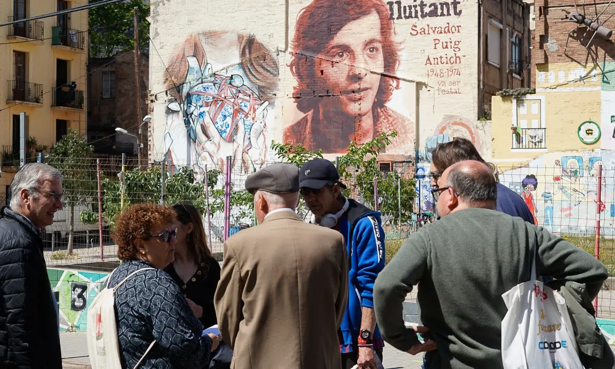 Ruta per Vallcarca: murals 