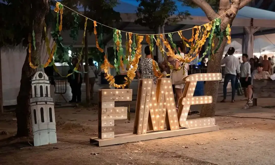 La Festa Major d’Entitats de Vilanova i la Geltrú és una proposta impulsada pel teixit associatiu.
