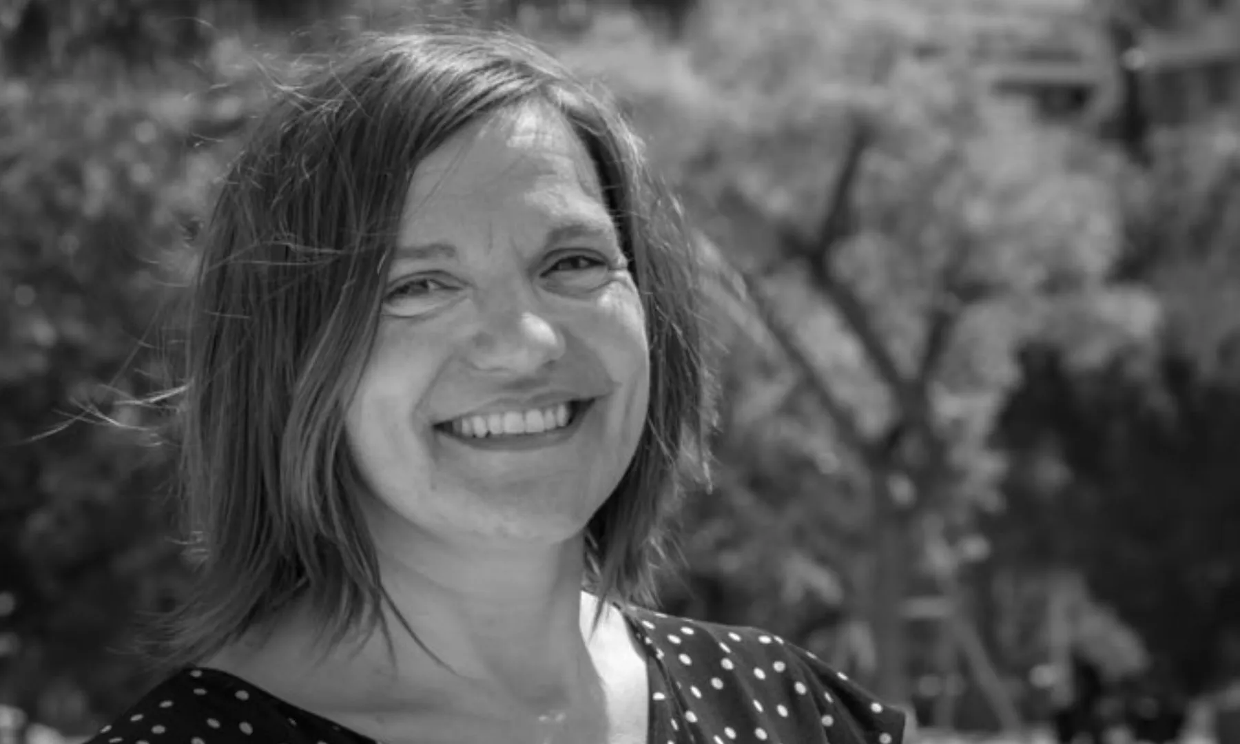 Amb una trajectòria de gairebé vint anys, Punt 6 acompanya administracions, entitats i veïnat en la construcció col·lectiva de ciutats més justes, sostenibles i sensibles a la diversitat.