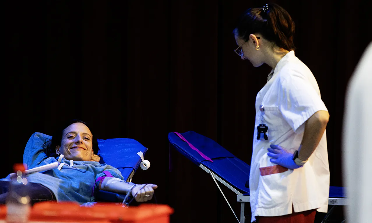 Voluntari donant sang al Banc de Sang