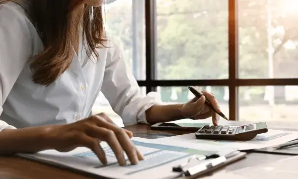 Formació per entendre les obligacions fiscals i els principals impostos que afecten les associacions.