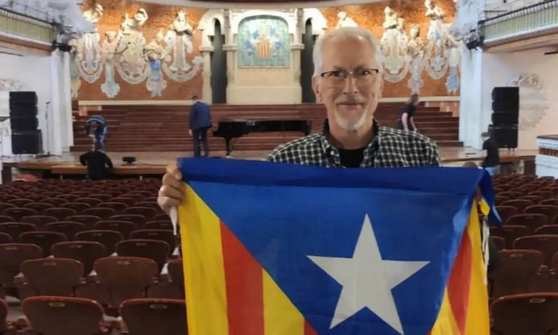  Emili Gaya Talló és el president de la secció local de la CAL a Sant Esteve Sesrovires, "Som.CAL.SES"