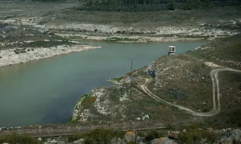 L'associació impulsa una campanya per reclamar que es construeixin depuradores al riu Gaià.