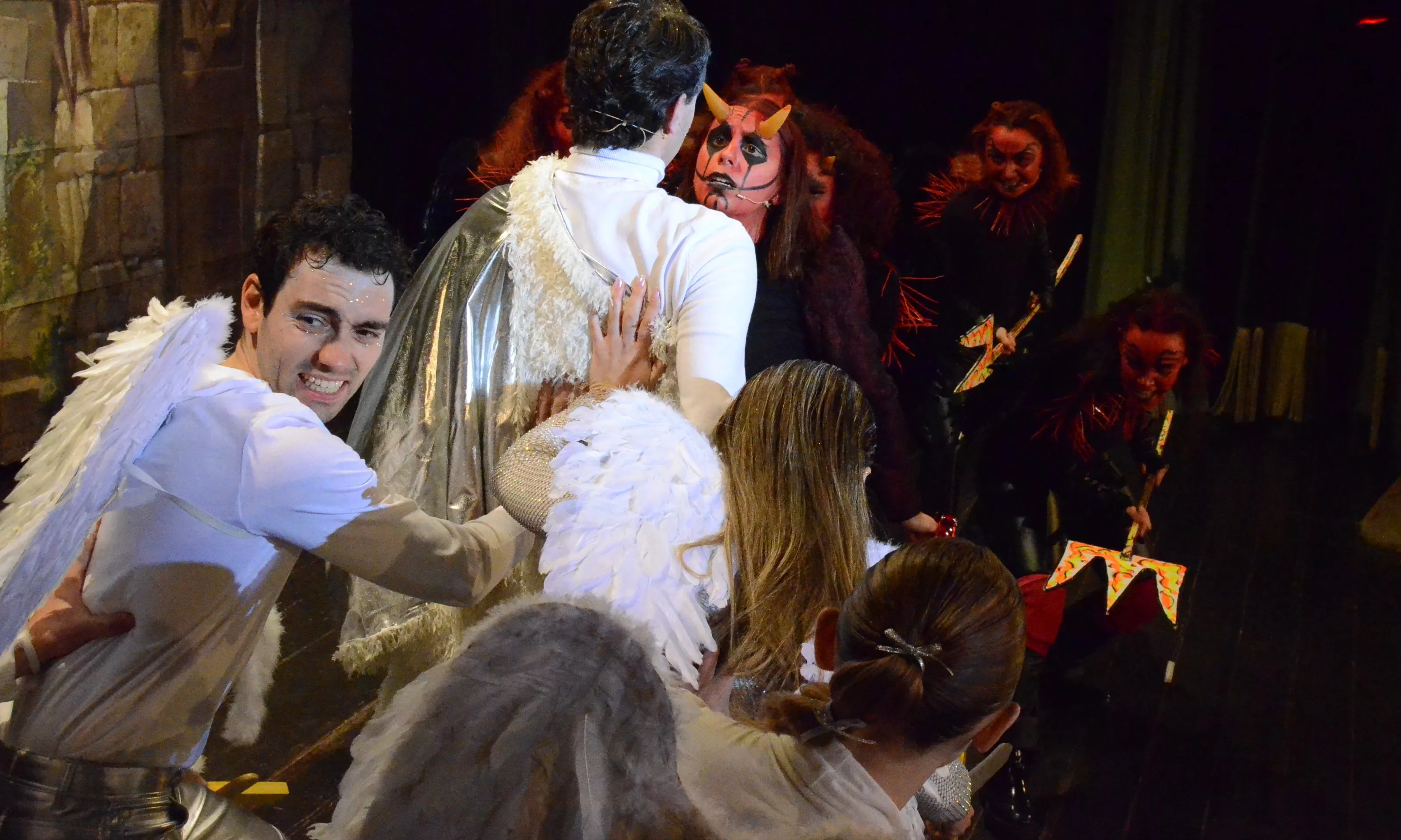 Als Pastorets del Clot hi participen més de 120 persones, entre actrius i personal tècnic. Font: Xavier Somoza.