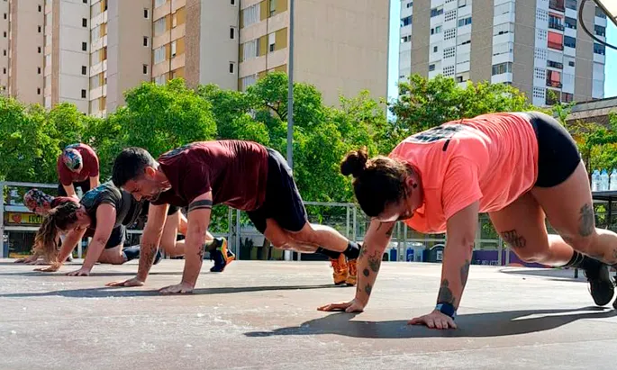 El 'Crossfit per la Salut Mental' se celebra el 3 de gener del 2026 al Poliesportiu Gornal, de l'Hospitalet de Llobregat.