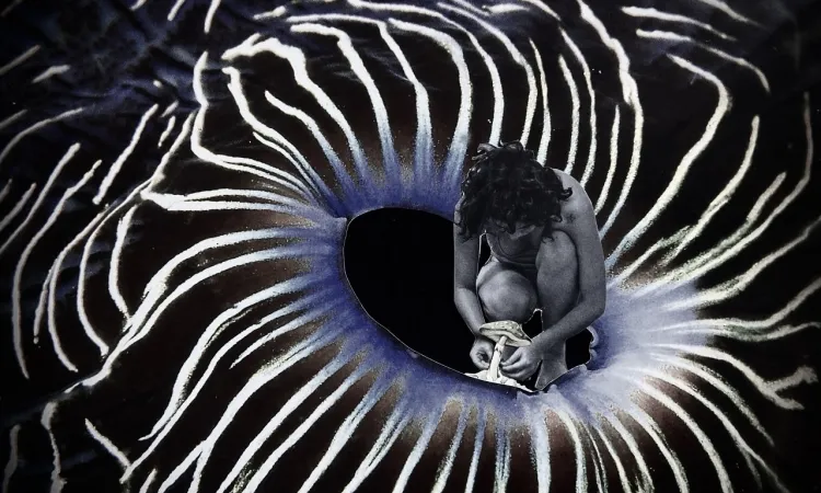 matge de l'exposició ‘Nostàlgia de futur: travessant el col·lapse’.