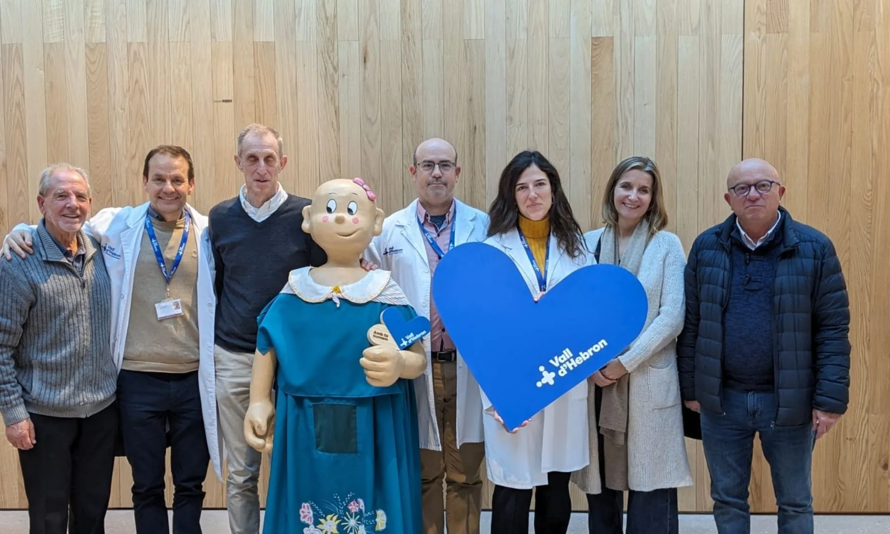 Grup de persones de la Fundació Amics Joan Petit Nens amb Càncer.