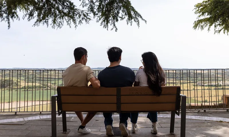 Al llarg dels seus més de vint anys de feina, EdPAC ha treballat amb entitats, centres educatius, Ajuntaments, etc. formant a infants, joves, comunitat educativa i altres professionals.