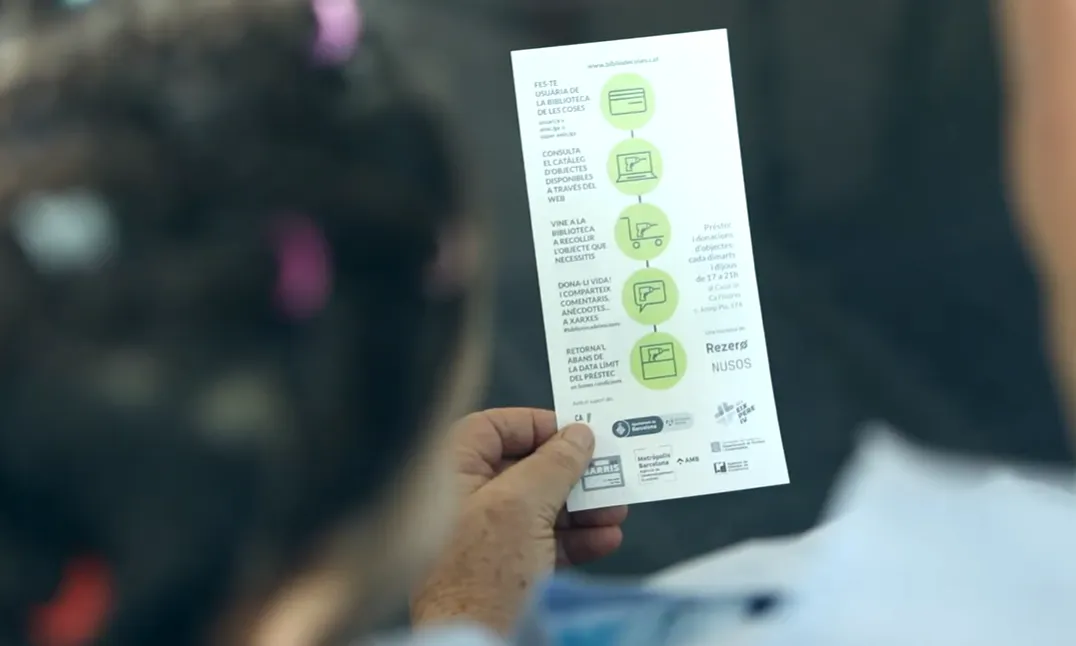 Ubicada al Casal Ca l’Isidret, es tracta d’un projecte comunitari que aposta per compartir objectes d’ús puntual.