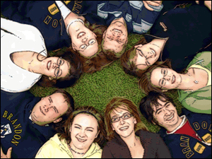 Imatge d'un grup fent una rotllana de caps