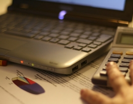 5 programes de comptabilitat gratis. Imatge: Eva Gea (Llicència d'ús CC BY NC ND 2.0) Font: 