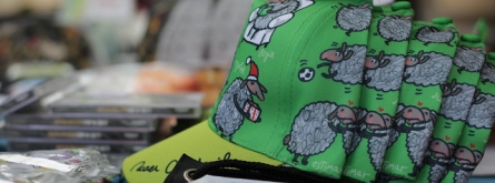 La gorra és el símbol de la festa solidària de l'AFANOC. Font: AFANOC