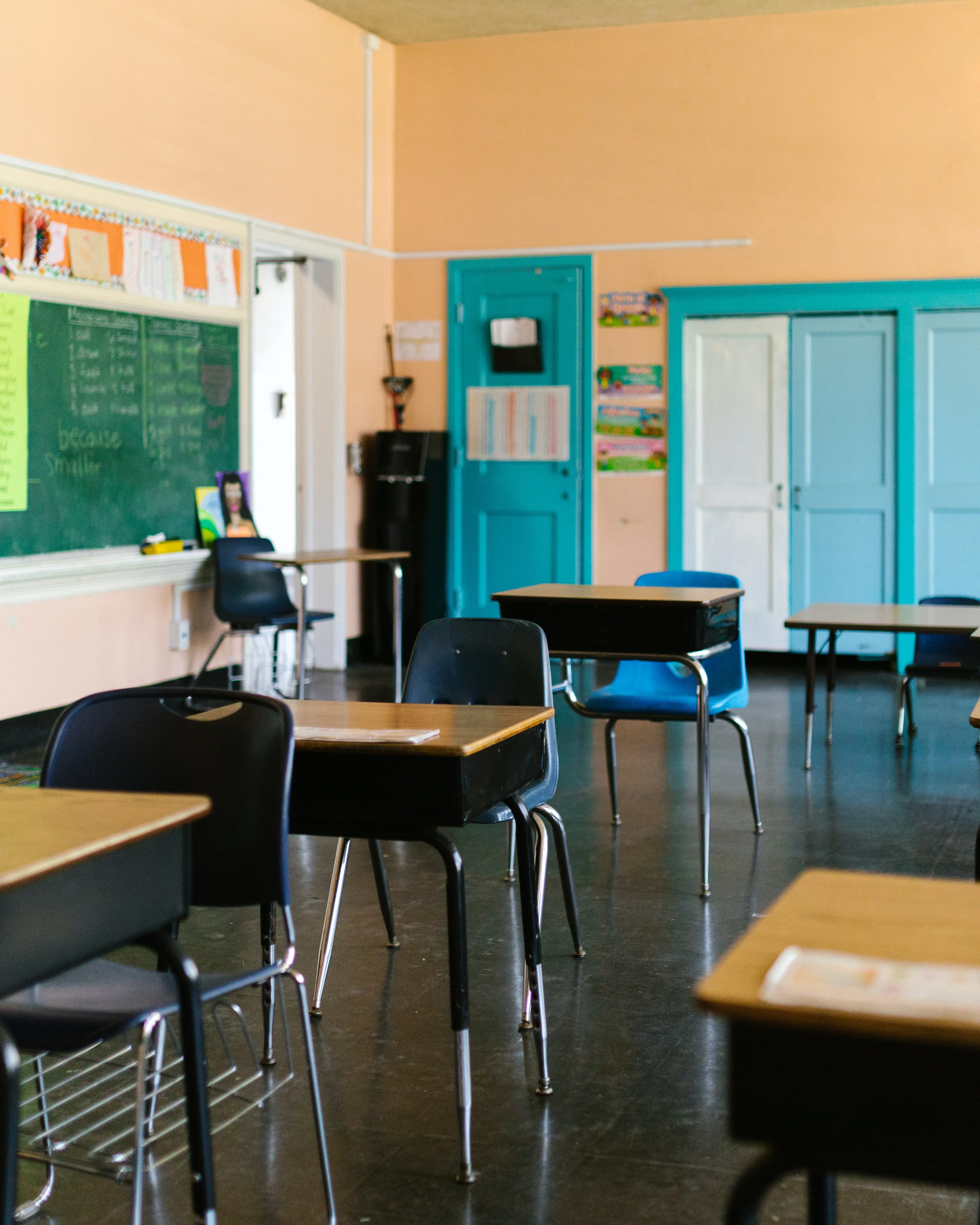 Aula buida a una escola. Font: Pexels - RDNE Stock project